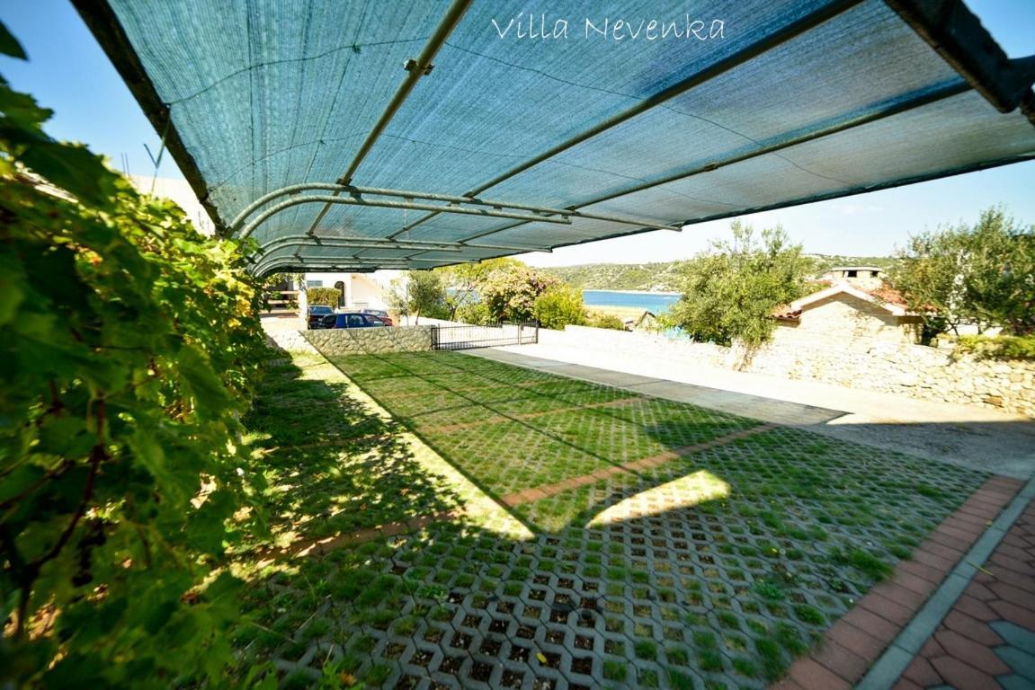 Apartments Villa Nevenka Rogoznica  Εξωτερικό φωτογραφία