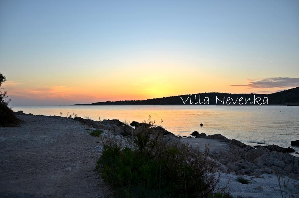 Apartments Villa Nevenka Rogoznica  Εξωτερικό φωτογραφία
