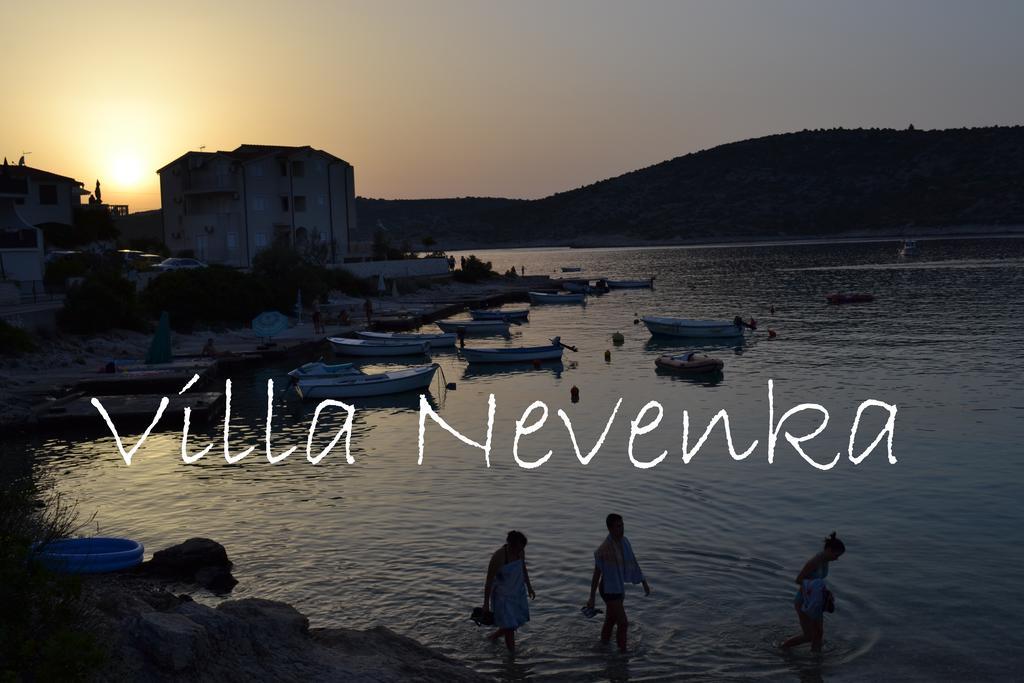Apartments Villa Nevenka Rogoznica  Εξωτερικό φωτογραφία