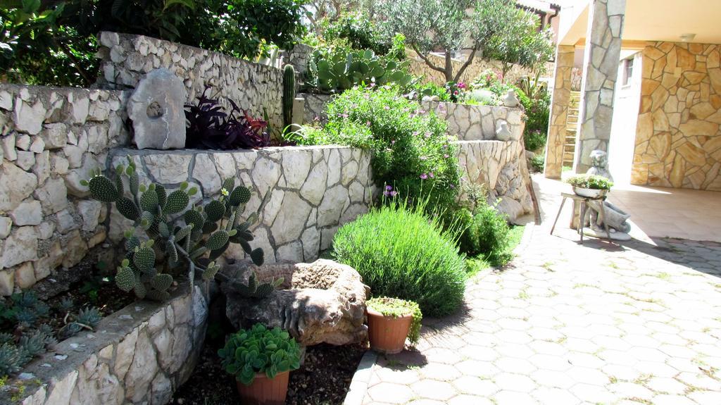 Apartments Villa Nevenka Rogoznica  Εξωτερικό φωτογραφία