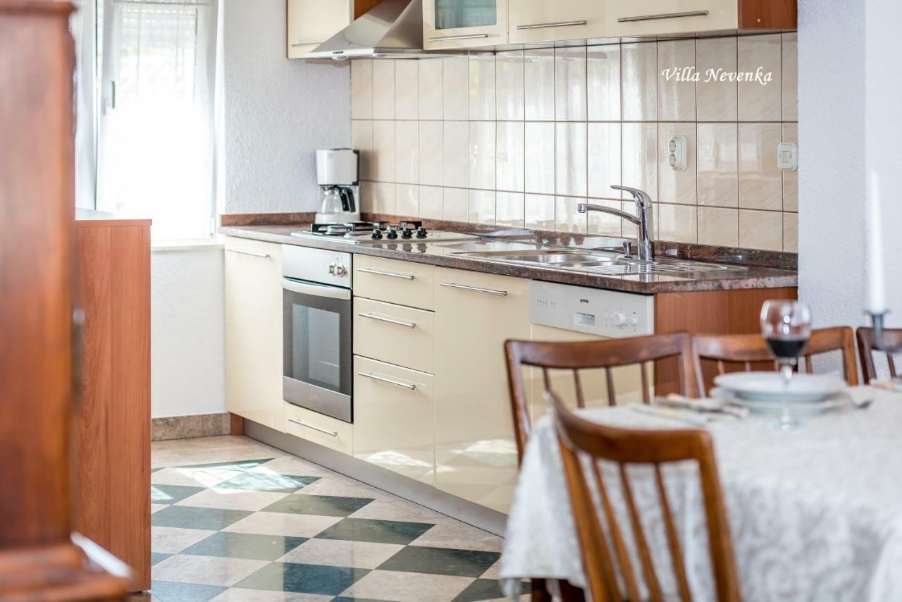 Apartments Villa Nevenka Rogoznica  Εξωτερικό φωτογραφία