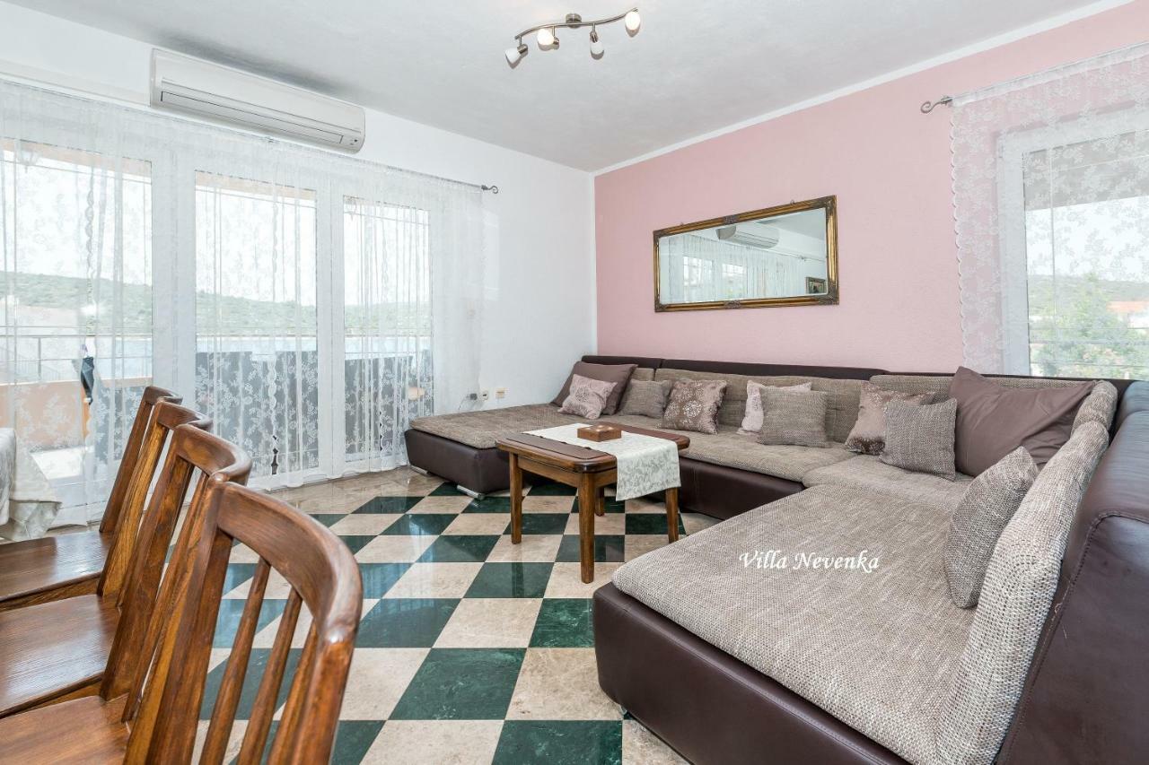 Apartments Villa Nevenka Rogoznica  Εξωτερικό φωτογραφία