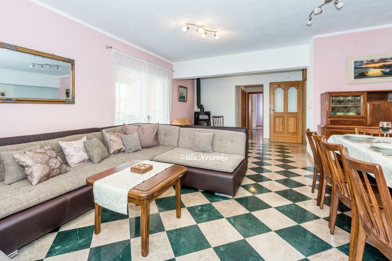 Apartments Villa Nevenka Rogoznica  Εξωτερικό φωτογραφία