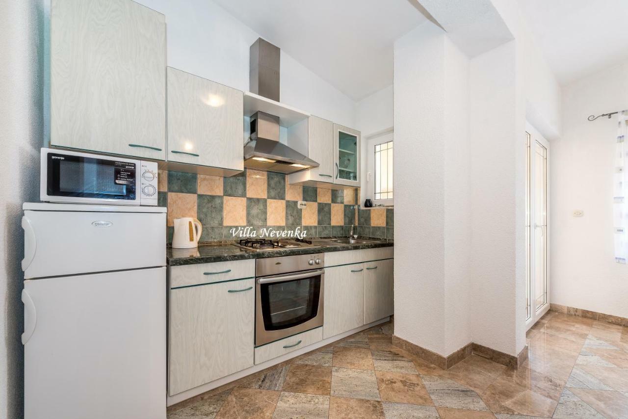 Apartments Villa Nevenka Rogoznica  Εξωτερικό φωτογραφία