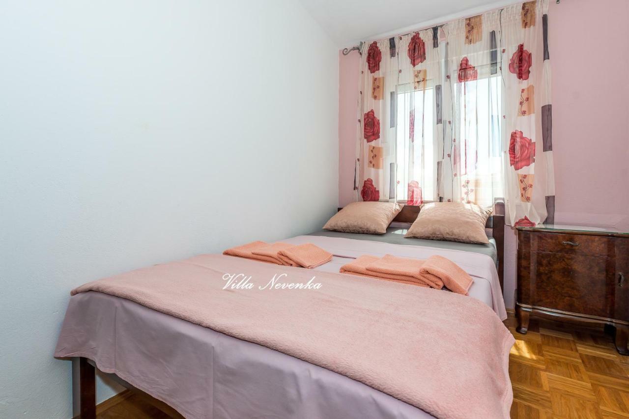 Apartments Villa Nevenka Rogoznica  Εξωτερικό φωτογραφία