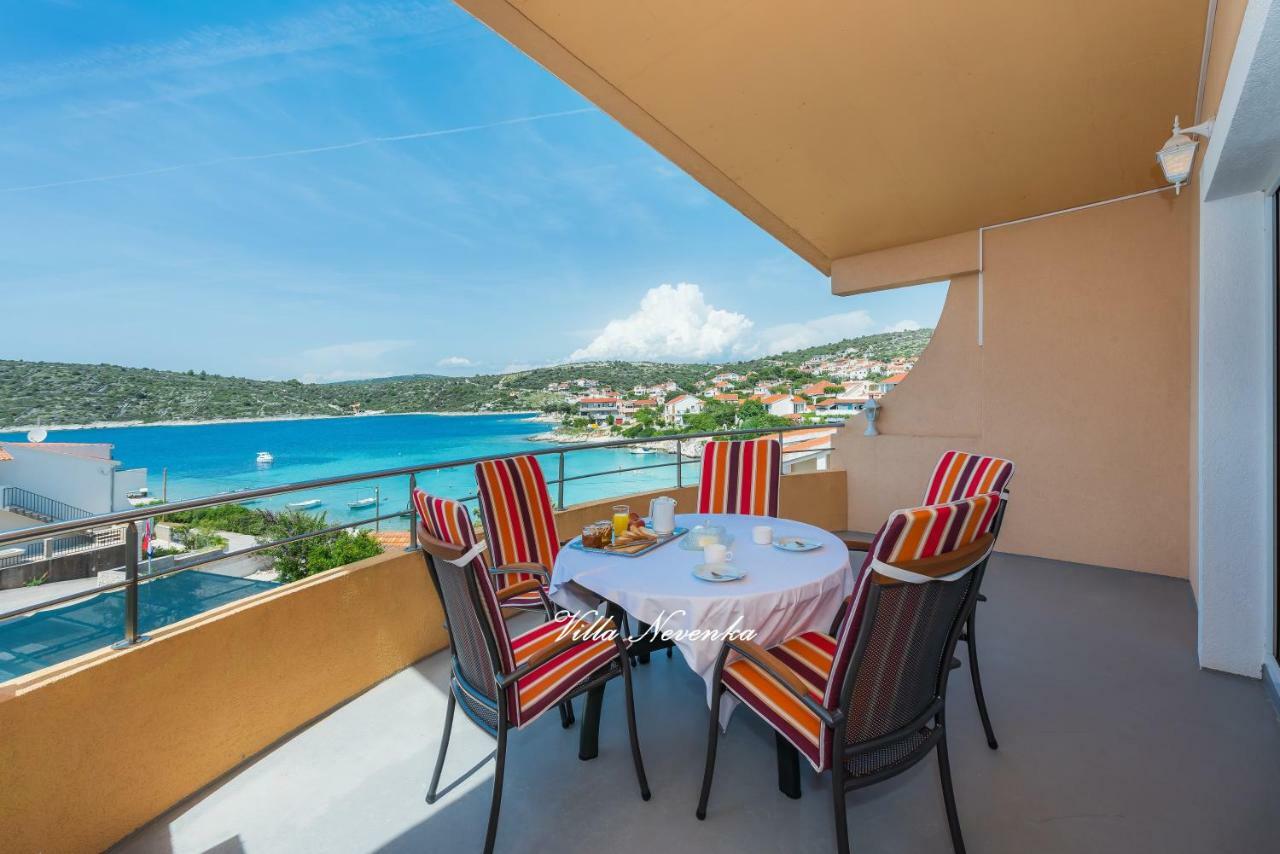 Apartments Villa Nevenka Rogoznica  Εξωτερικό φωτογραφία